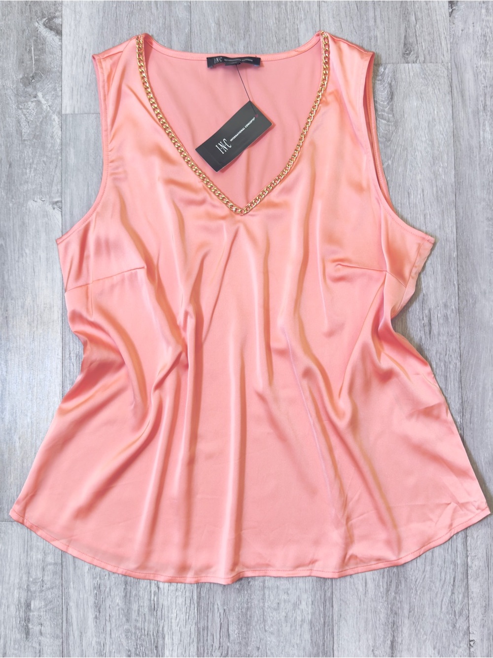 INC International Concepts Coral Satin V-Neck Tank with Gold Chain New